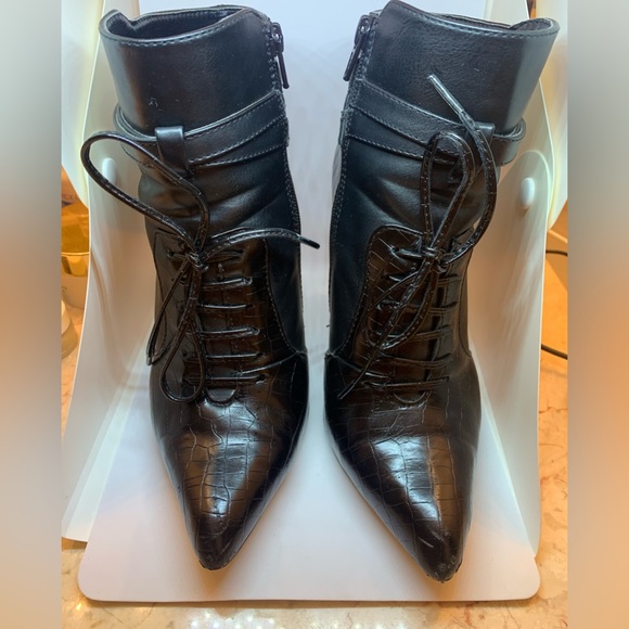 Altuzarra x Target boots - Picture 2 of 6